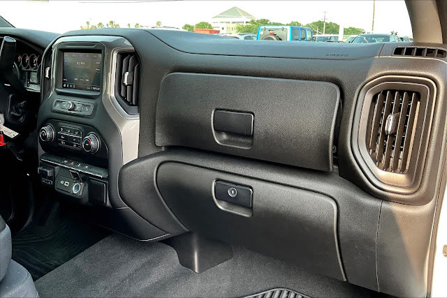 2021 Chevrolet Silverado 1500 Custom 2WD Double Cab 147