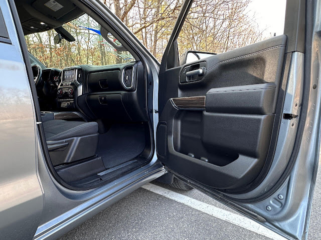 2019 Chevrolet Silverado 1500 4WD Double Cab 147&amp;quot; RST