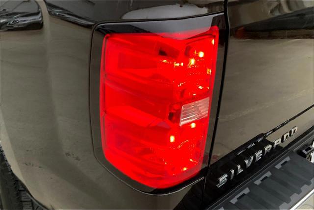 2018 Chevrolet Silverado 1500 4WD Double Cab 143.5&amp;quot; LT w/1LT