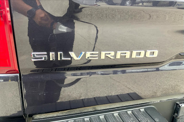 2022 Chevrolet Silverado 1500 RST 4WD Crew Cab 147