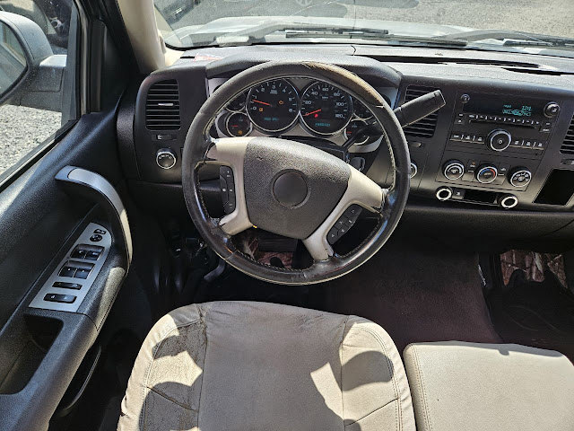 2008 Chevrolet Silverado 1500 LT1 4WD 4dr Crew Cab 5.8 ft. SB