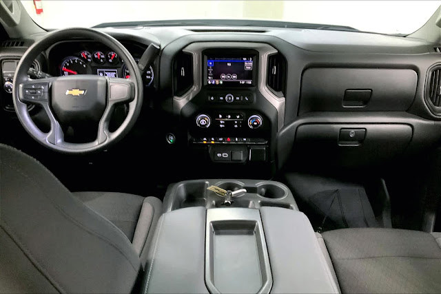 2022 Chevrolet Silverado 1500 Custom 2WD Crew Cab 147