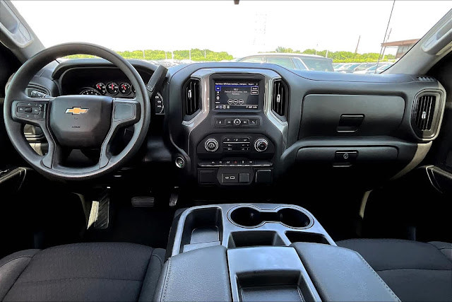 2023 Chevrolet Silverado 1500 Custom 2WD Crew Cab 147