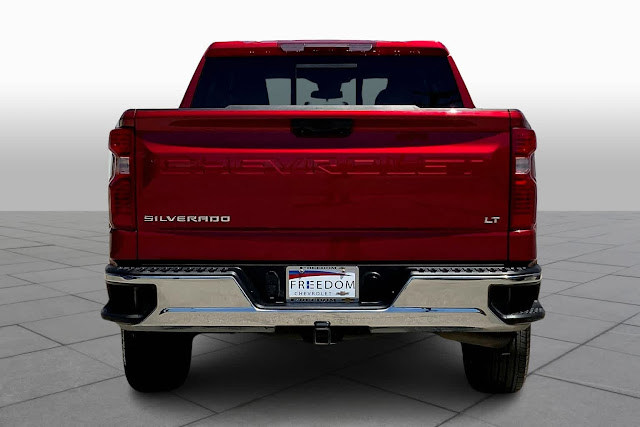 2022 Chevrolet Silverado 1500 LT 2WD Crew Cab 147