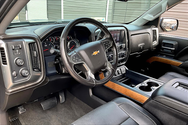 2018 Chevrolet Silverado 1500 LTZ 4WD Crew Cab 143.5