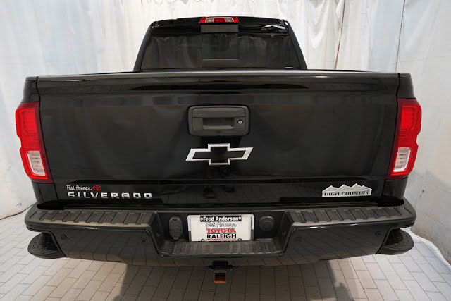 2016 Chevrolet Silverado 1500 High Country