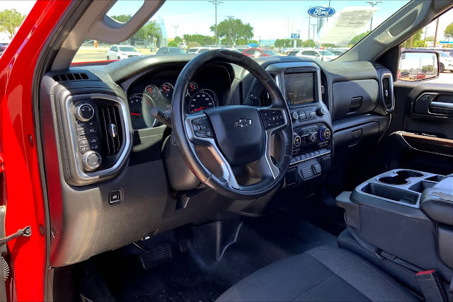 2019 Chevrolet Silverado 1500 RST 4WD Crew Cab 147