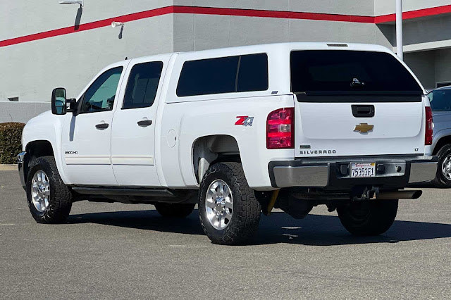 2012 Chevrolet Silverado 2500HD LT 4WD Crew Cab 153.7