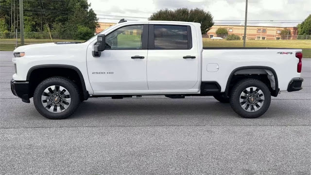 2024 Chevrolet Silverado 2500HD Custom