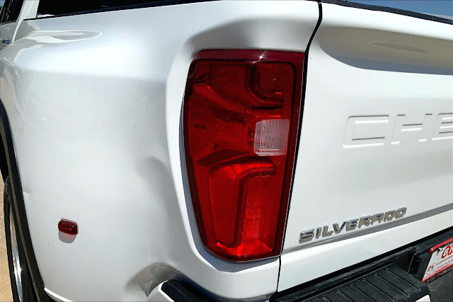2022 Chevrolet Silverado 3500HD High Country 4WD Crew Cab 172