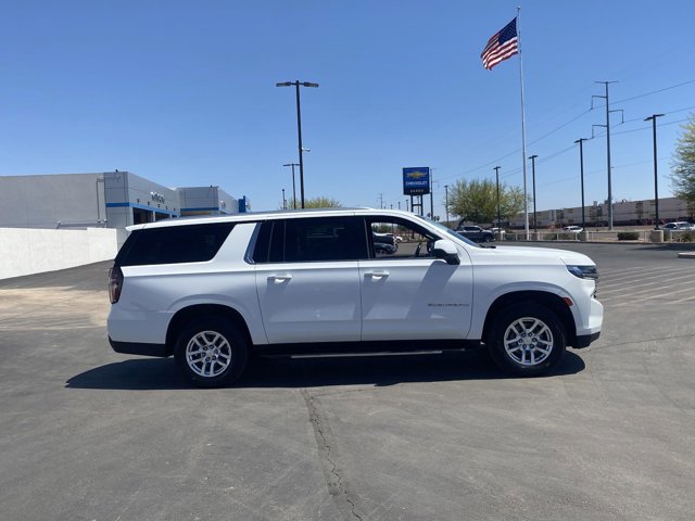 2022 Chevrolet Suburban LT