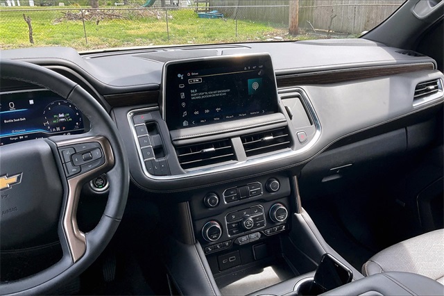 2023 Chevrolet Suburban High Country