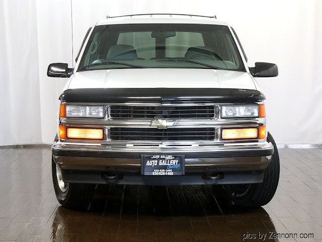 1999 Chevrolet Tahoe 4dr 4WD LT