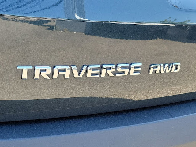 2021 Chevrolet Traverse LT