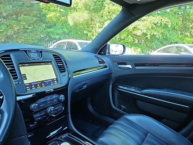 2022 Chrysler 300 300S w/ Nav &amp;amp; Panoramic Sunroof