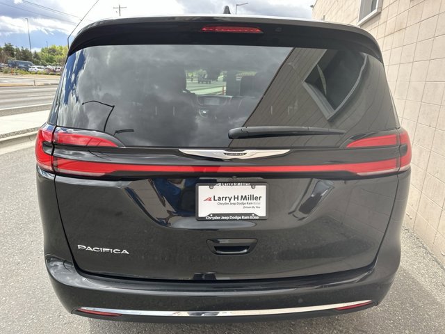 2022 Chrysler Pacifica Touring L FACTORY CERTIFIED WARRANTY!