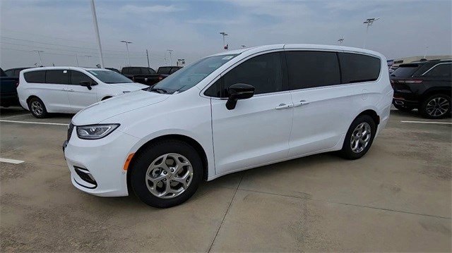 2024 Chrysler Pacifica Limited