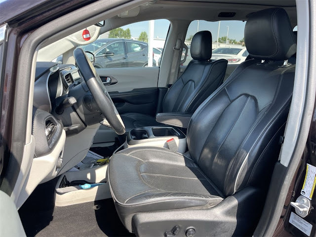 2018 Chrysler Pacifica Hybrid Limited