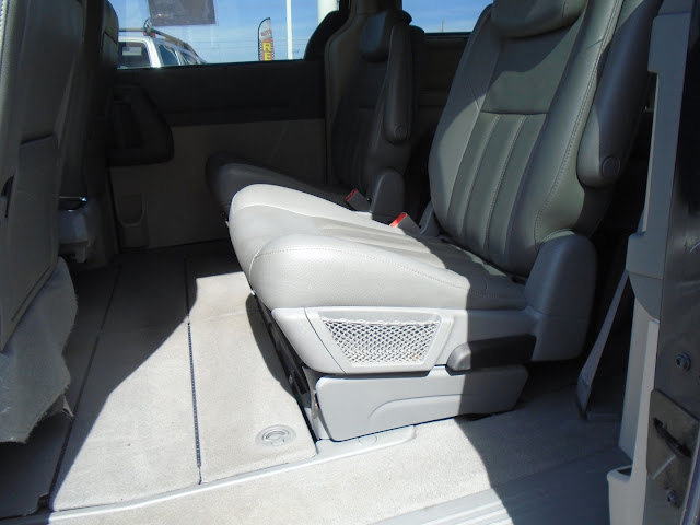 2008 Chrysler Town &amp;amp; Country TOURING