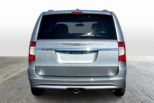 2015 Chrysler Town &amp;amp; Country Touring