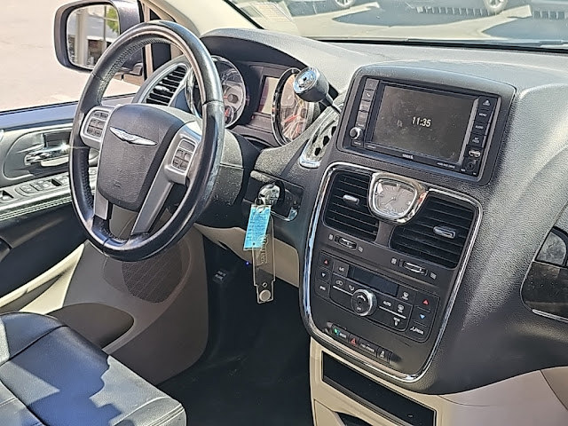 2015 Chrysler Town &amp;amp; Country Touring