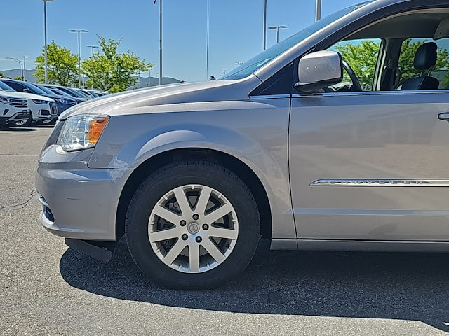 2015 Chrysler Town &amp;amp; Country Touring