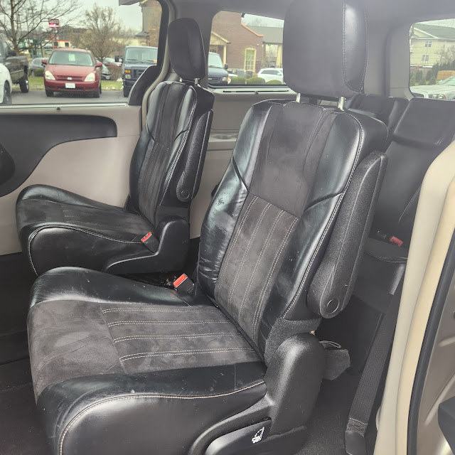 2014 Chrysler Town &amp;amp; Country 4dr Wgn Touring-L 30th Anniversary