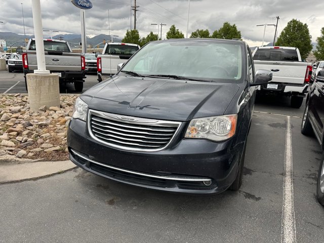 2014 Chrysler Town &amp;amp; Country Touring-L