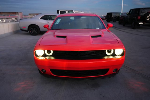 2023 Dodge CHALLENGER SXT