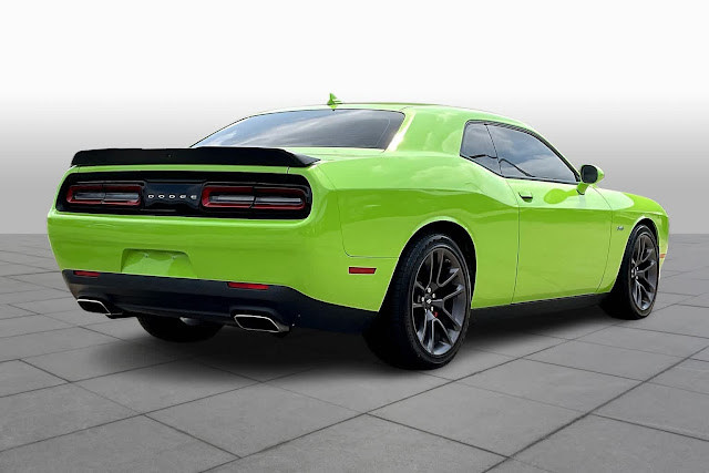 2023 Dodge CHALLENGER R/T