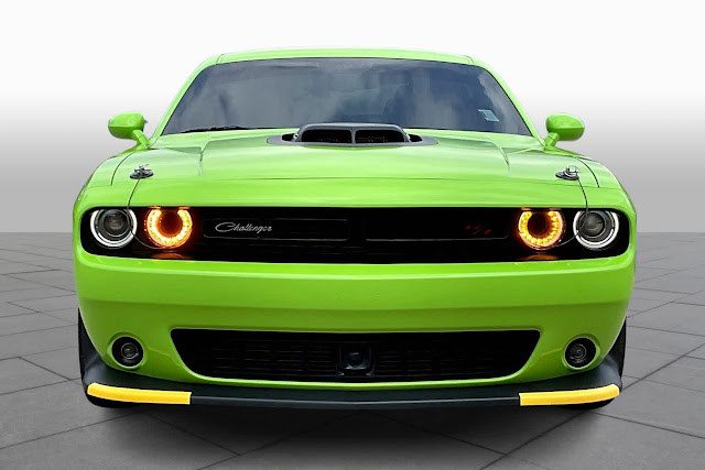 2023 Dodge CHALLENGER R/T