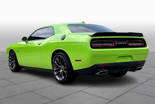 2023 Dodge CHALLENGER R/T