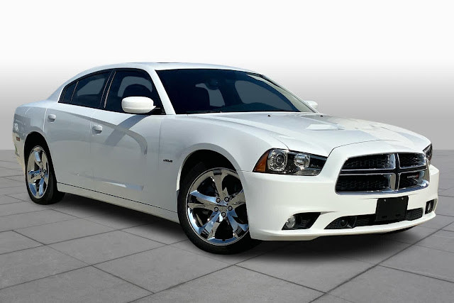 2014 Dodge Charger RT Max