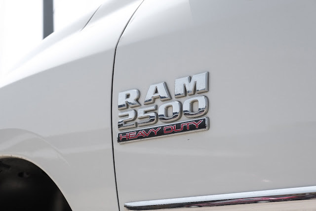 2017 Dodge Ram 2500 Laramie 4x4 Crew Cab 64 Box