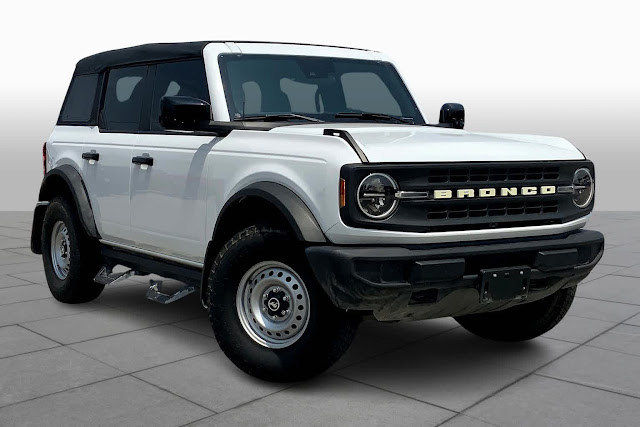 2022 Ford BRONCO Base