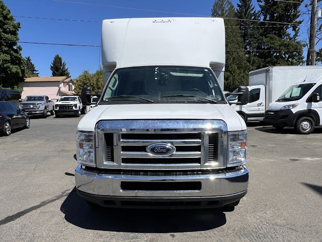 2019 Ford E-450SD Base