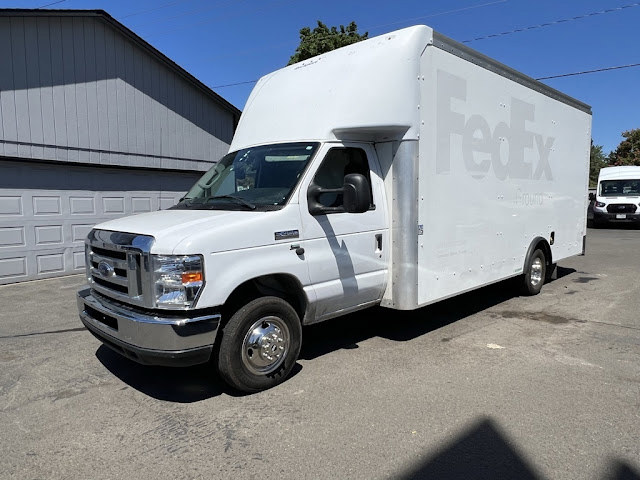 2019 Ford E-450SD Base