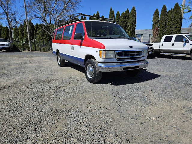 2002 Ford E-Series E 350 SD XLT 3dr Extended Passenger Van