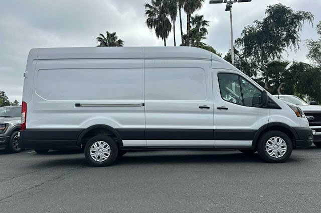 2023 Ford E-Transit-350 Base