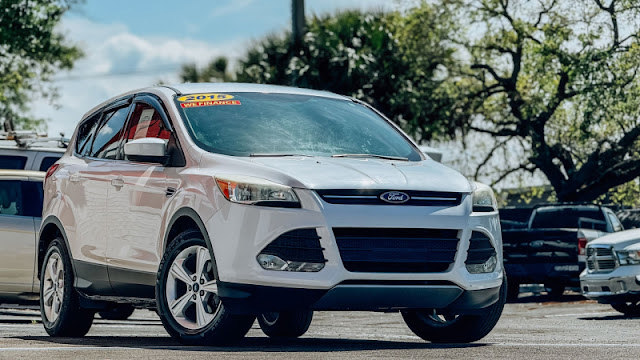 2015 Ford Escape FWD 4dr SE