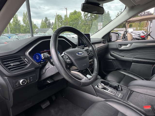 2021 Ford Escape Titanium