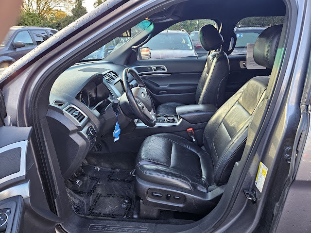 2014 Ford Explorer XLT AWD 4dr SUV