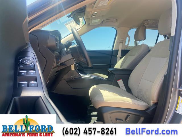 2023 Ford Explorer Base