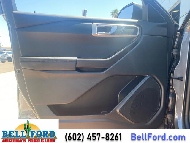 2023 Ford Explorer Base