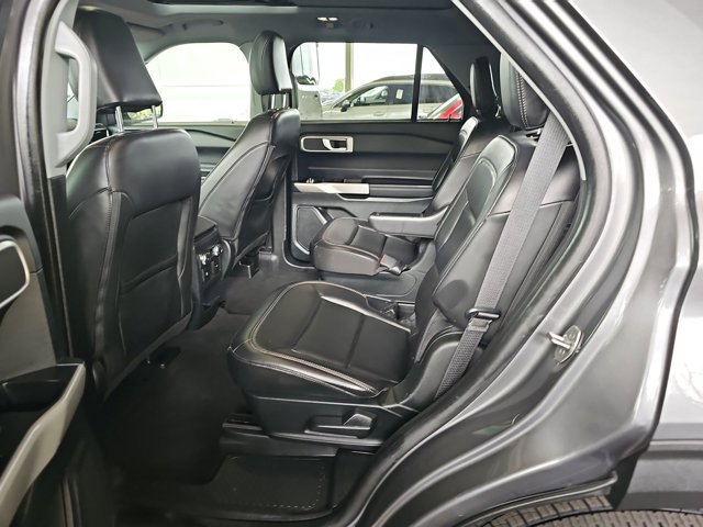 2021 Ford Explorer XLT 4WD w/ Nav, Sunroof &amp;amp; 3rd Row