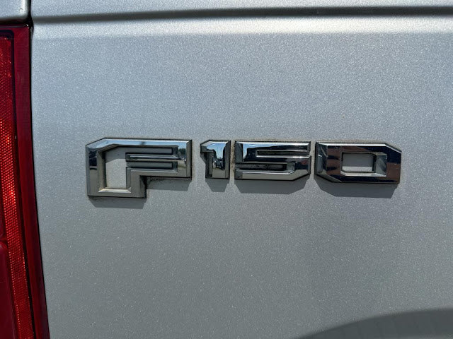 2015 Ford F-150 Lariat RWD CREW CAB