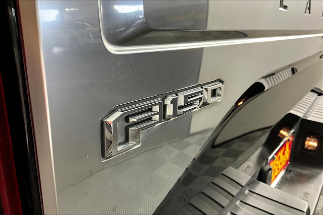 2015 Ford F-150 Platinum 4WD SuperCrew 145