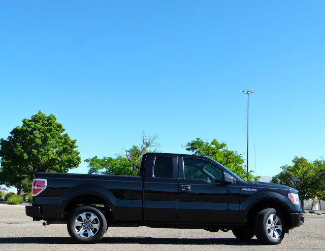 2014 Ford F-150 2WD SuperCab 145  STX