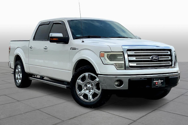 2014 Ford F-150 Lariat 2WD SuperCrew 145