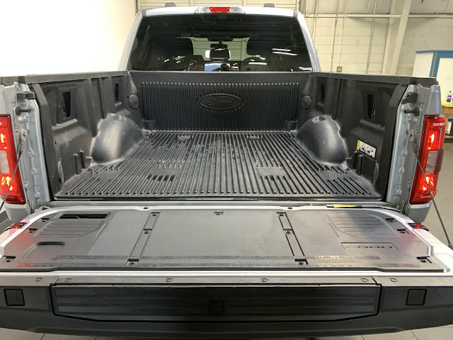 2023 Ford F-150 XL 4WD SuperCrew 5.5 Box